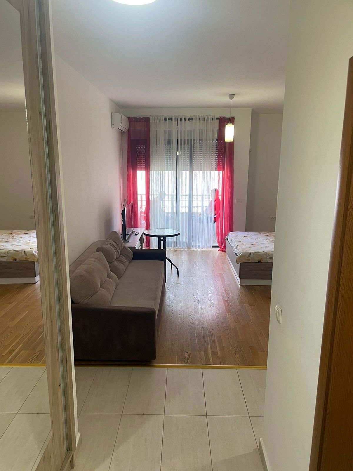 Modern, furnished room in Ulcinj with balcony access, ideal Montenegro real estate from Ekosphere, via immorenta.me project.