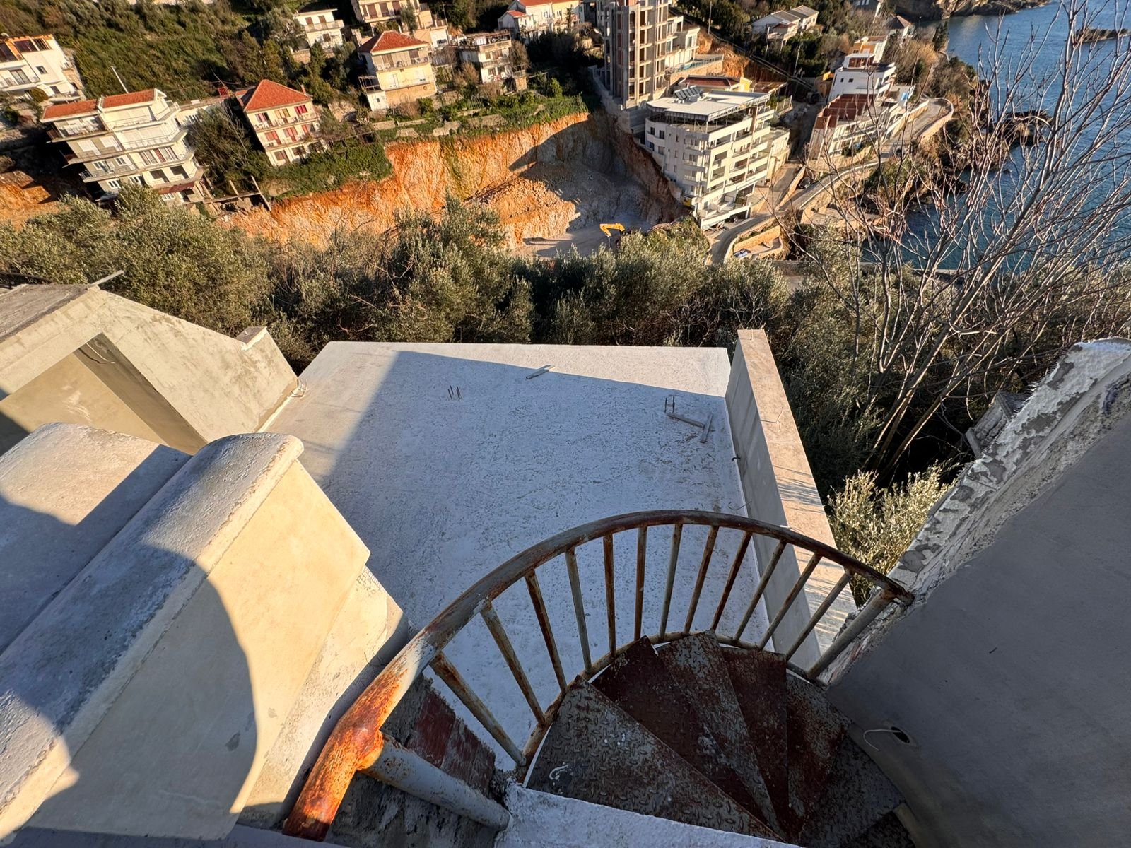 Stunning Ulcinj hillside properties, sea views, and investment potential. Discover exclusive Montenegro real estate at immorenta.me by ekosphere doo.