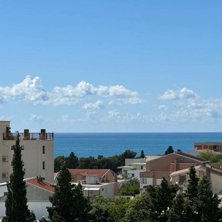Premium Ulcinj real estate with red-tiled roofs, sea views, lush trees&mdash;exclusive on immorenta.me by Ekosphere doo.