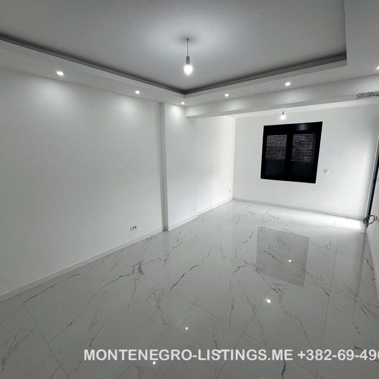 Contemporary, bright room in Ulcinj with marble floors and premium finishes&mdash;ideal Montenegro property. immorenta.me by ekosphere doo.