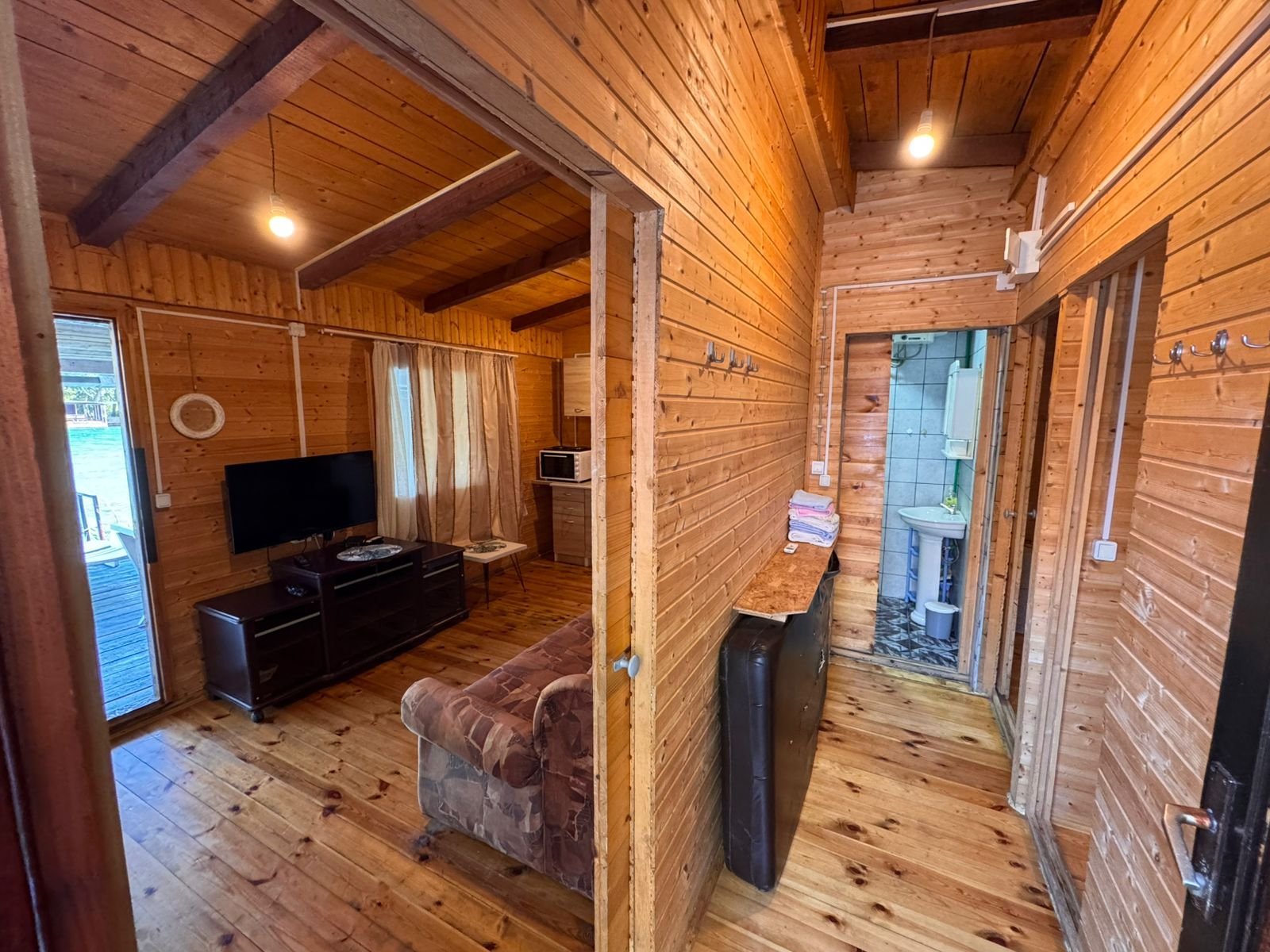 Discover this exclusive ekosphere wooden cabin in Ulcinj, Montenegro&mdash;cozy living, unique design; listed by immorenta.me.
