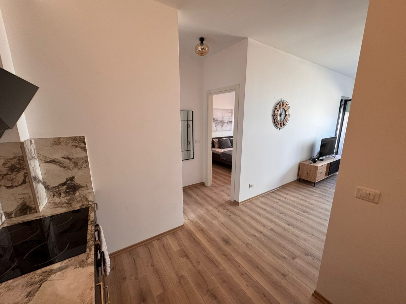 Modern Ulcinj apartment with marble kitchen, wooden floors, spacious layout&mdash;prime real estate by immorenta.me, ekosphere doo.