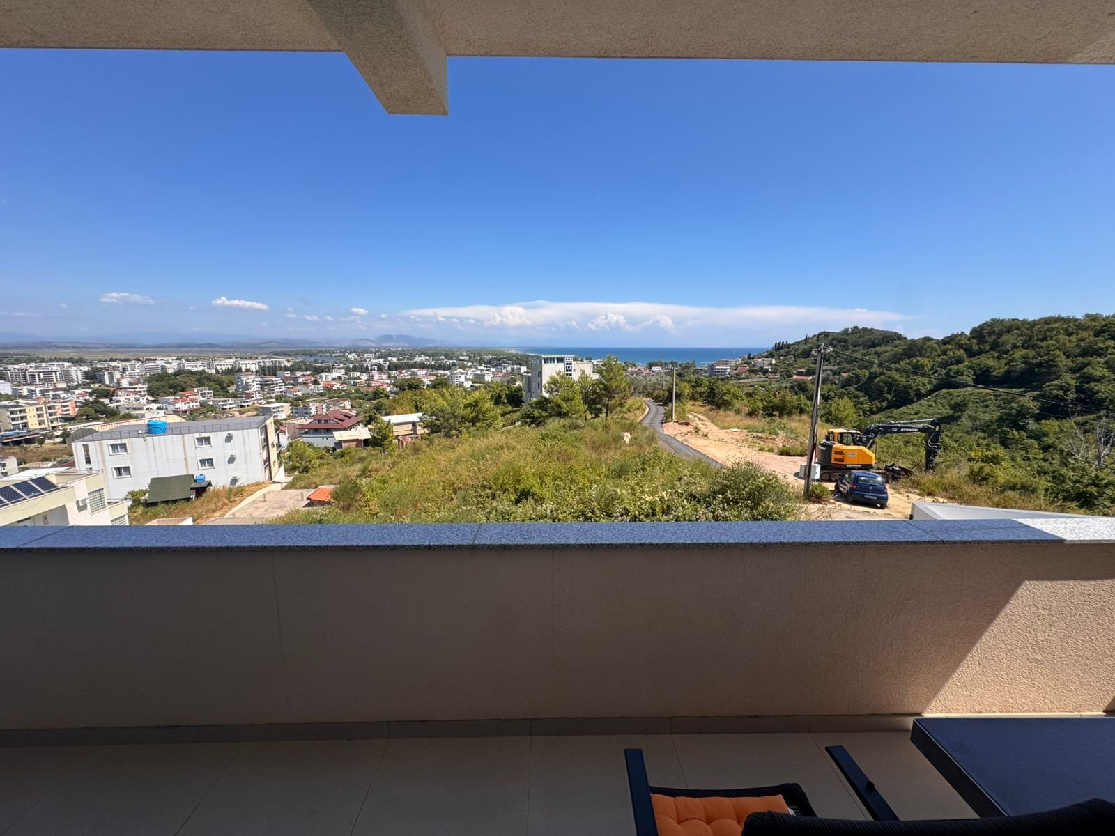 Balcony view in Ulcinj, Montenegro: prime properties, greenery, hill views&mdash;investment opportunity by Ekosphere DOO at immorenta.me.