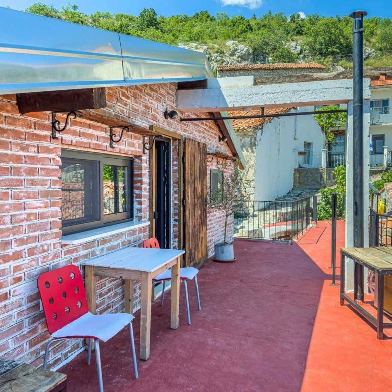 IMG 20250825 WA0011 780x780