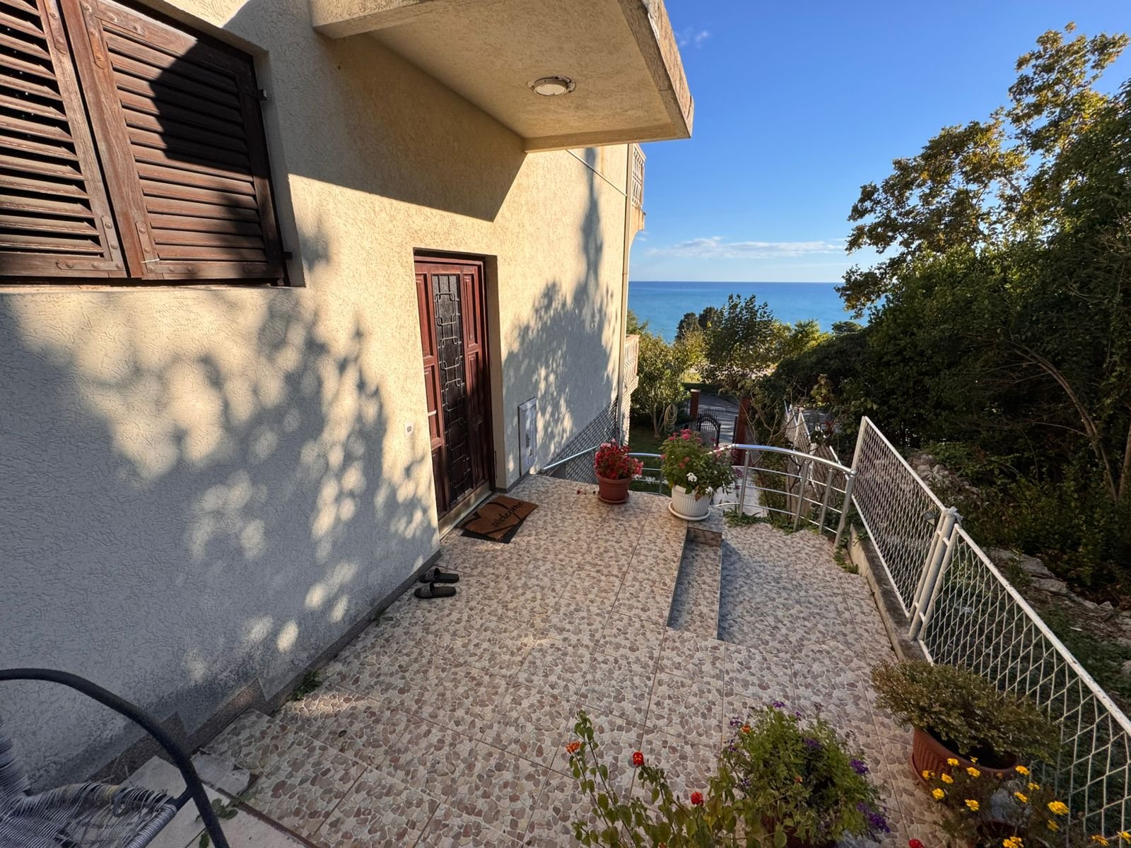 Stunning tiled patio with sea view in Ulcinj, Montenegro. Ideal investment, listed on immorenta.me by ekosphere doo.