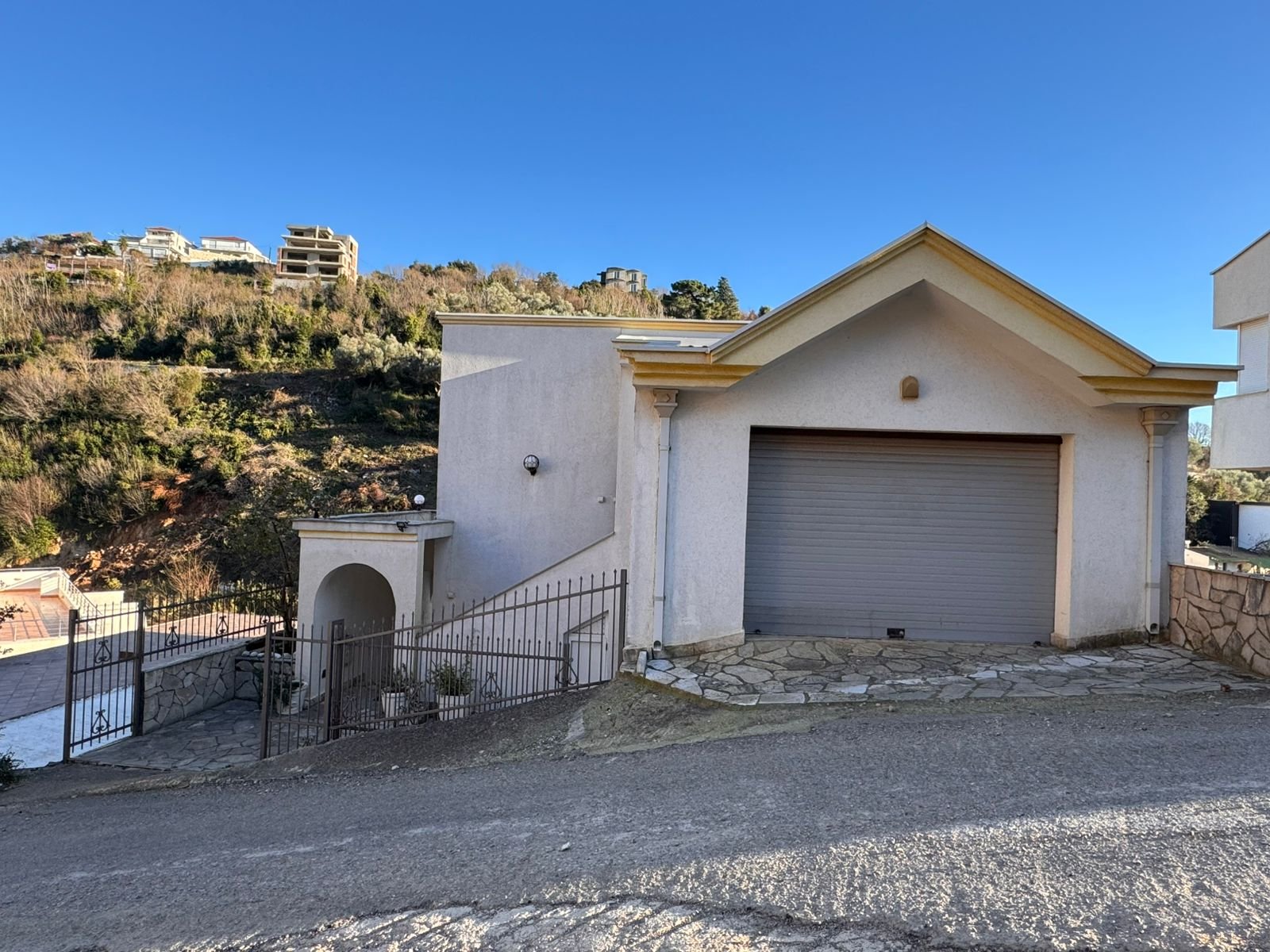 Charming single-story Ulcinj home with garage, gated entry, garden, scenic hill views&mdash;exclusive on immorenta.me by ekosphere doo.