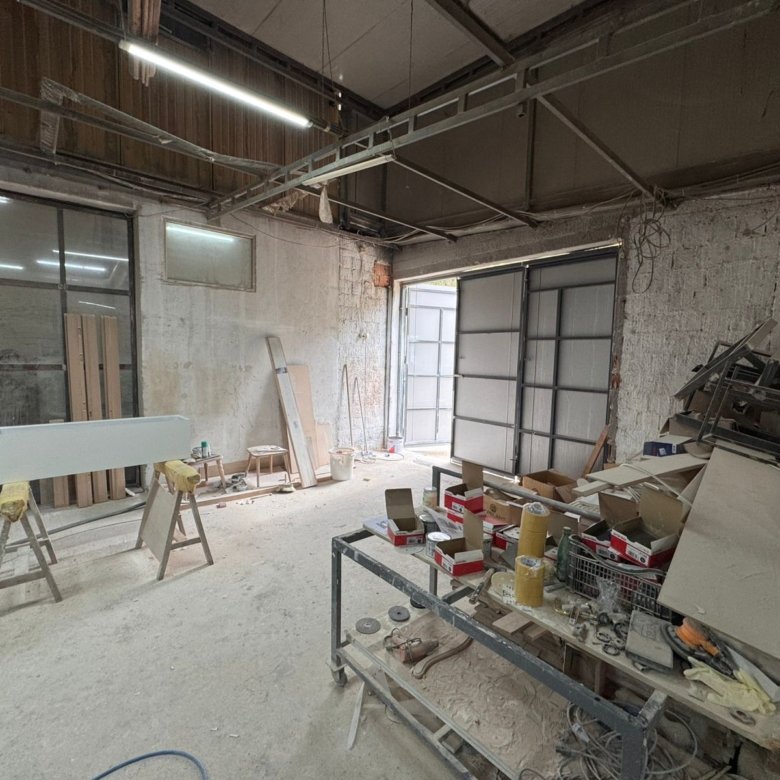 Spacious Ulcinj workshop with high ceilings, natural light, prime investment potential. Exclusive at immorenta.me by ekosphere doo.