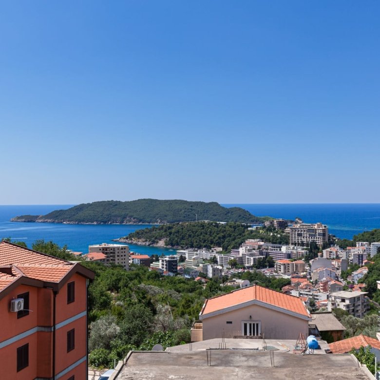 Stunning Ulcinj coastal homes with red roofs, lush hills, and Adriatic views&mdash;prime Montenegro property by ekosphere doo.