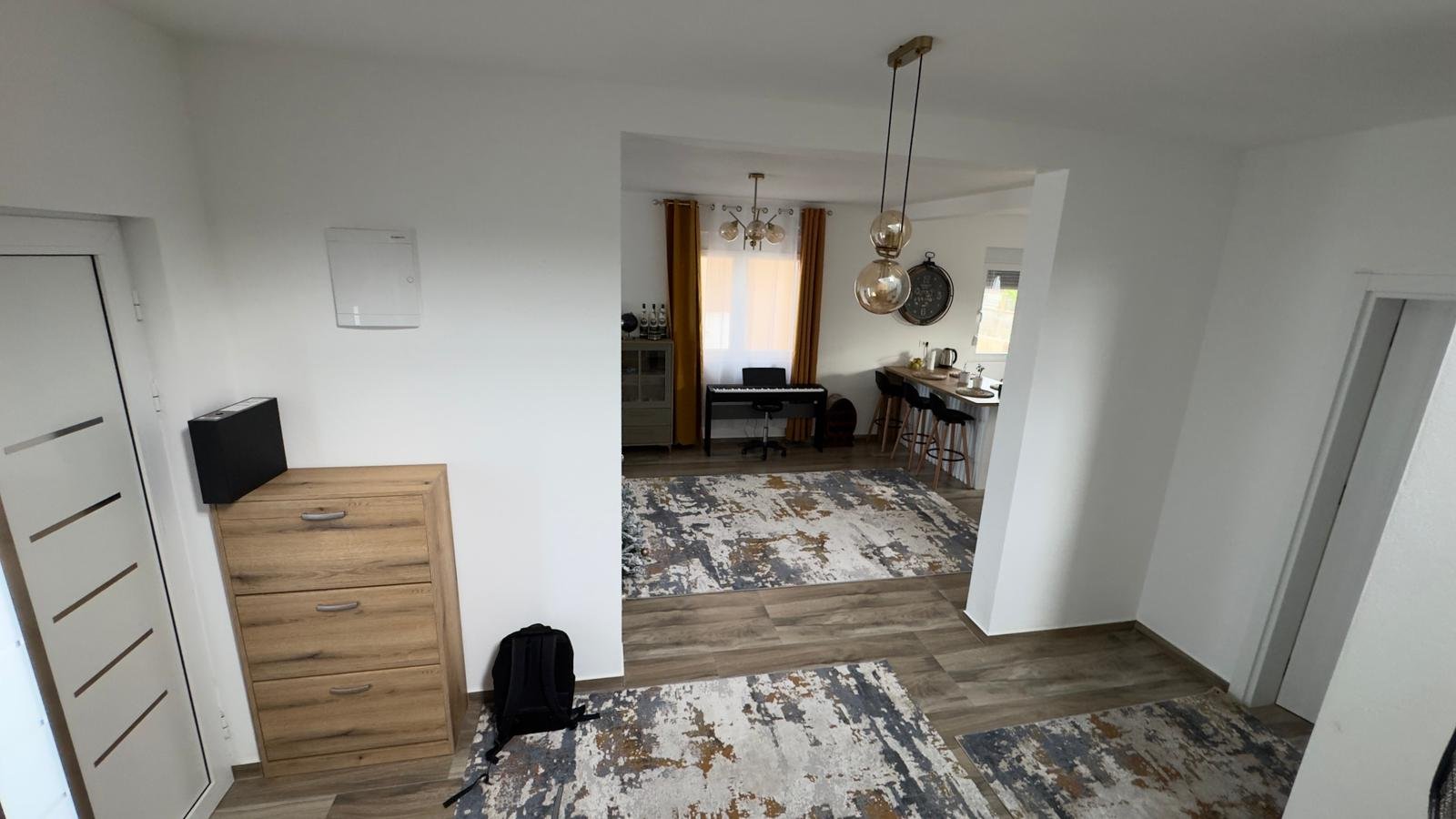 Stunning open-plan apartment in Ulcinj with sleek wood floors, modern dining area, exclusive to immorenta.me by ekosphere doo.